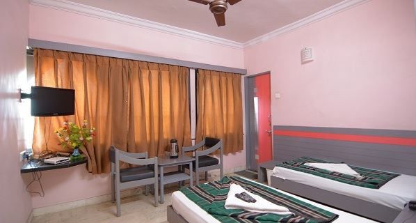 Hotel Pritam Nagpur Esterno foto